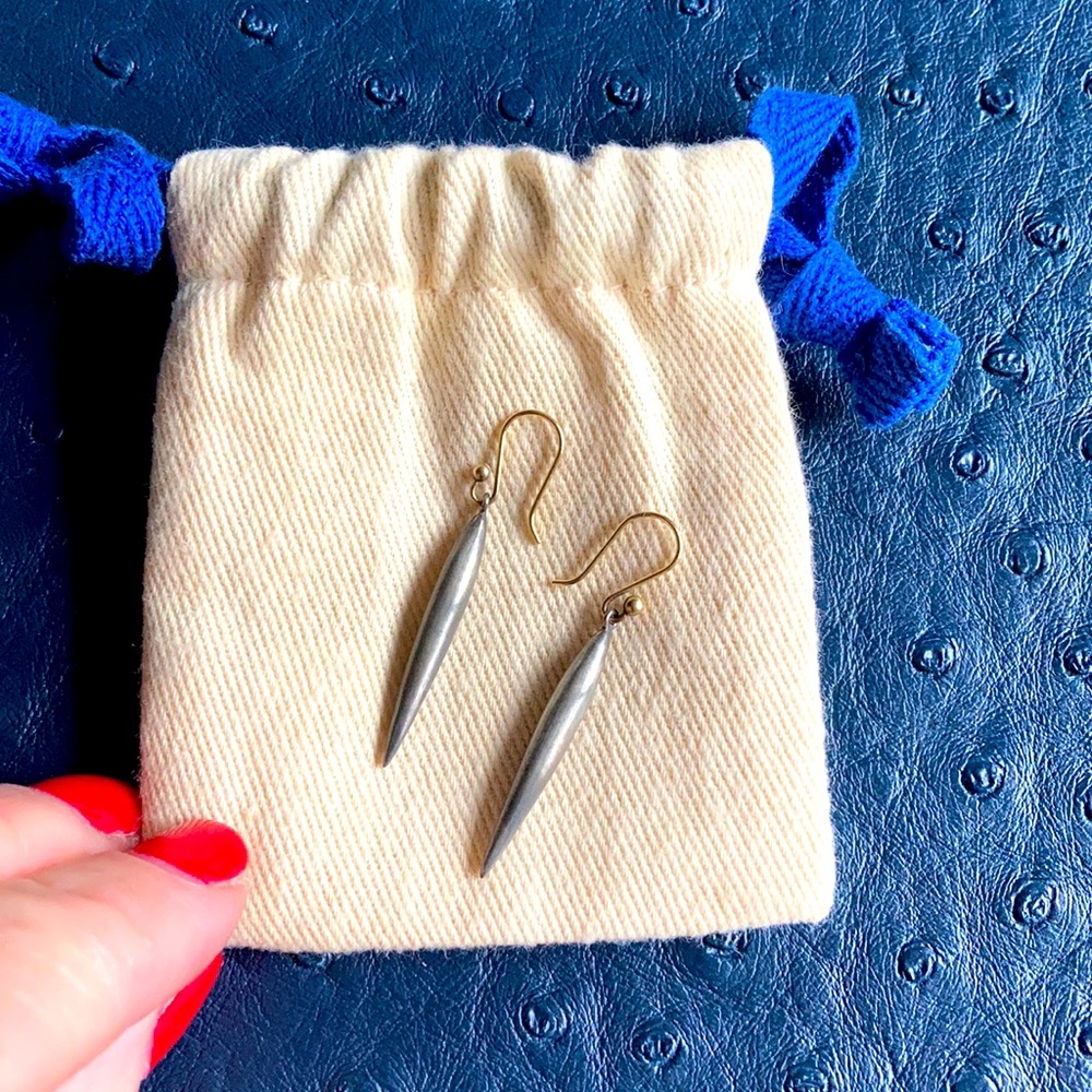 Ted Muehling small brushed silver rice earrings